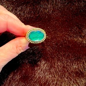 Lagos caviar green gemstone sterling silver ring with gold size 5.75